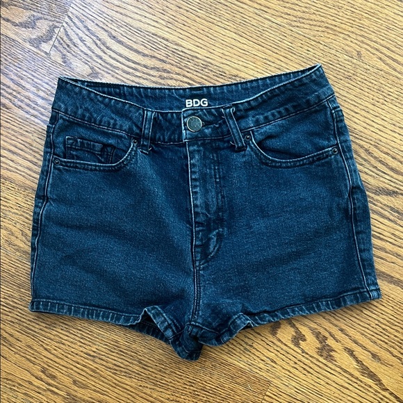 BDG Urban Outfitters Erin High Rise Women's Dark Blue Jean Shorts - Picture 1 of 5